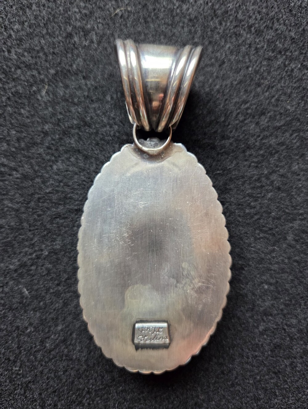HANDMADE NAVAJO LARGE KINGMAN TURQUOISE STERLING PENDANT GLENN LIVINGSTON - Picture 7 of 10